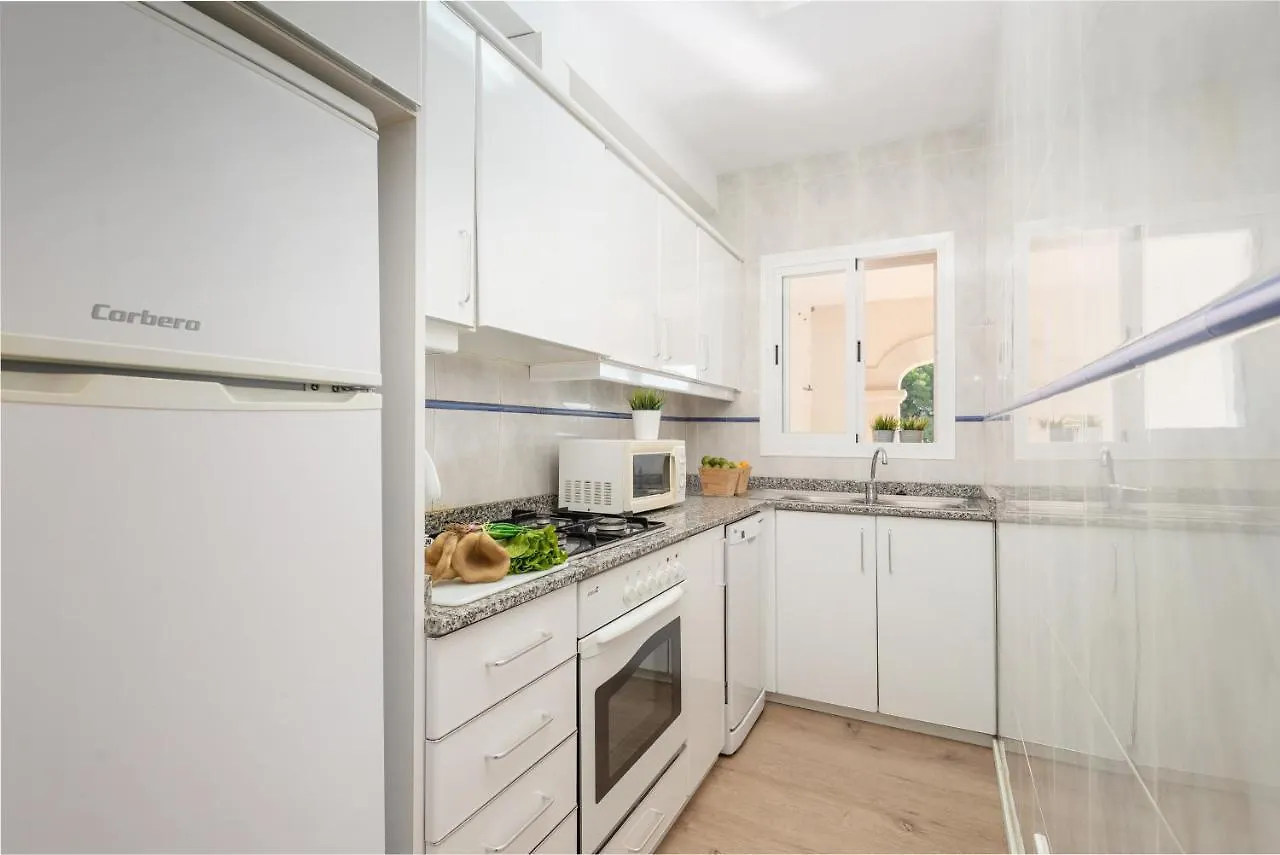 Apartment Countess Garden 2-1, Sun Of The Bay Vidalba 1, At Alcudia Beach 阿尔库迪亚港